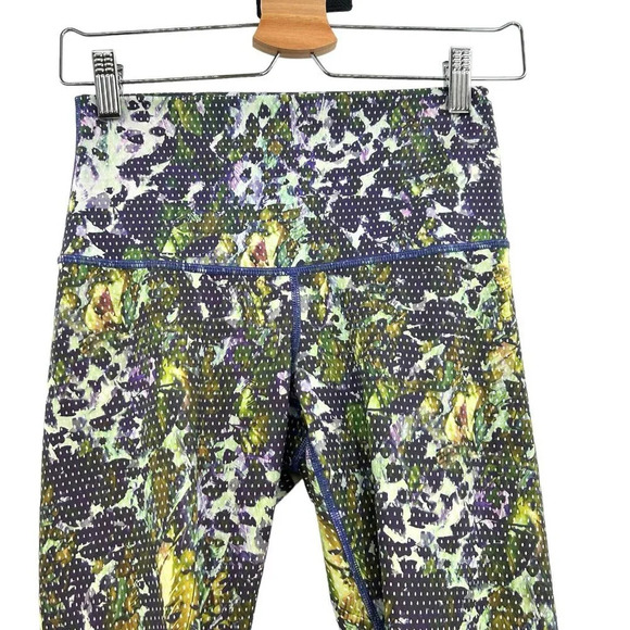 Lululemon Dancing Warrior Wunder Under‎ Crop Leggings Floral Pistachio Size 6 - Picture 2 of 5